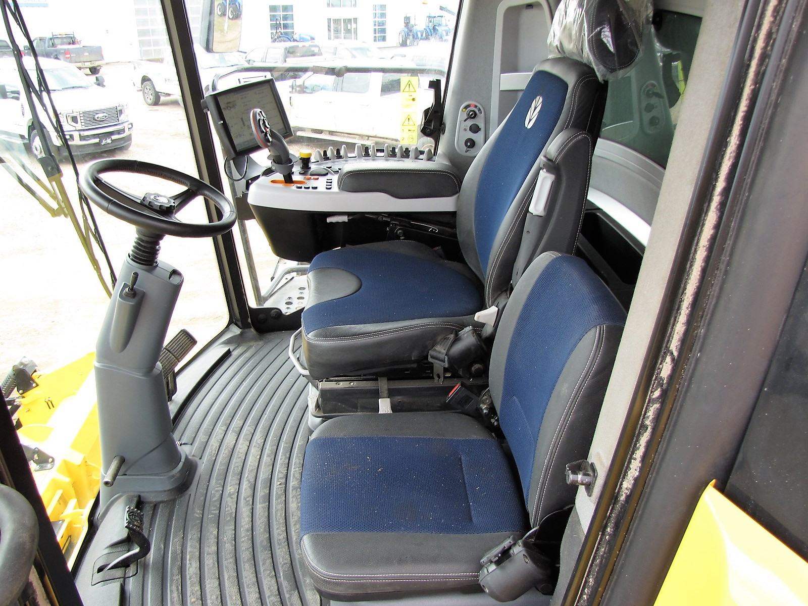 2019 New Holland CX8.90 Combine