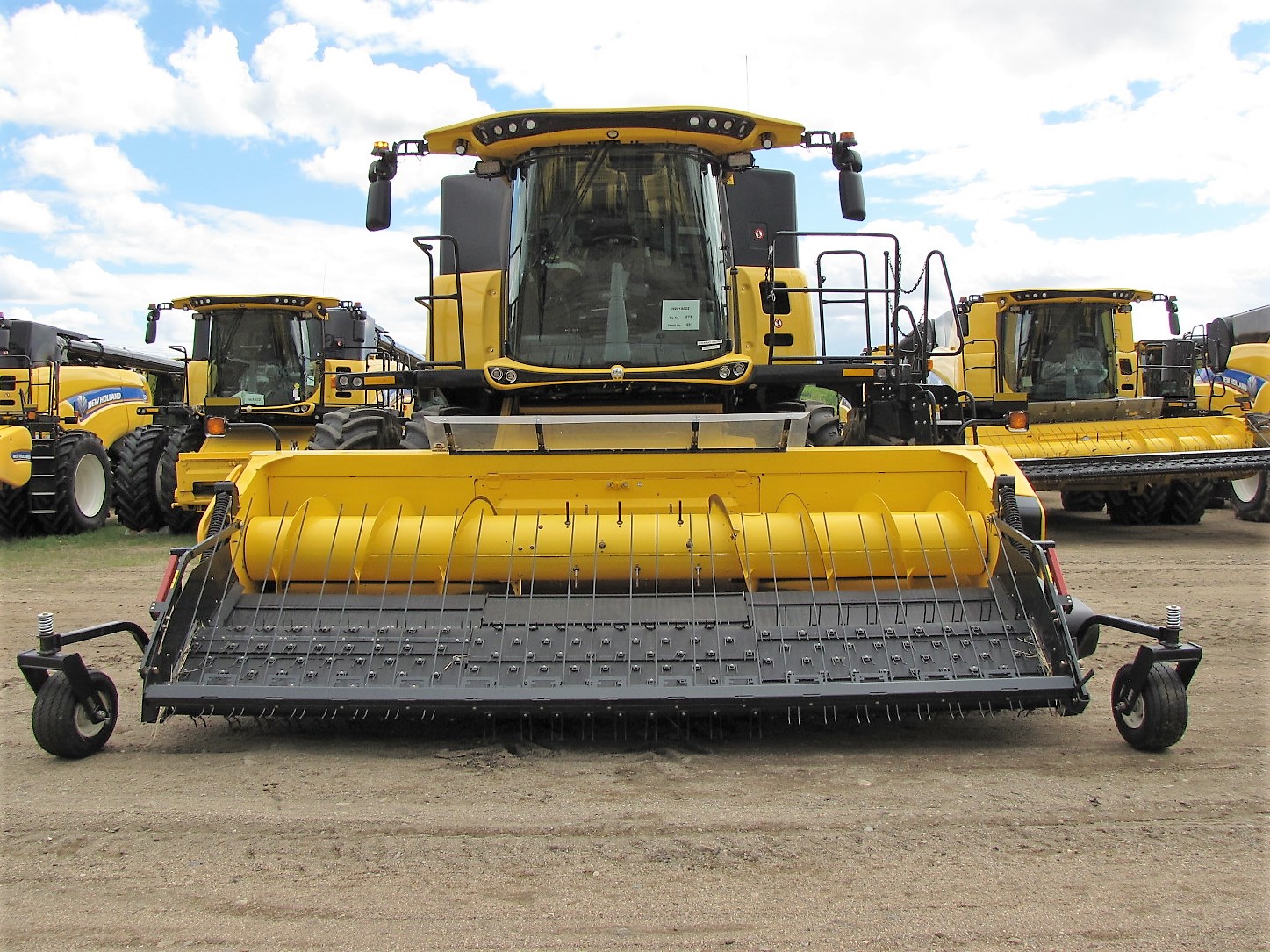 2019 New Holland CX8.90 Combine