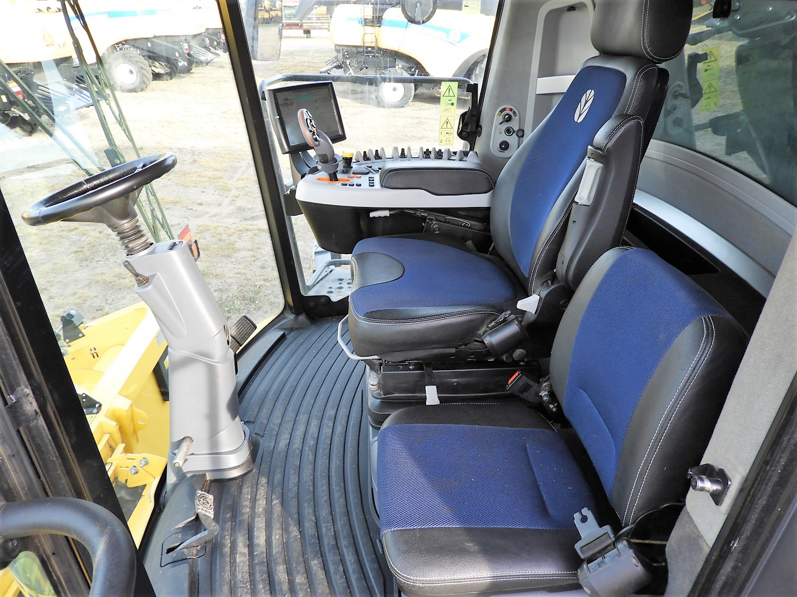 2018 New Holland CX8.90 Combine