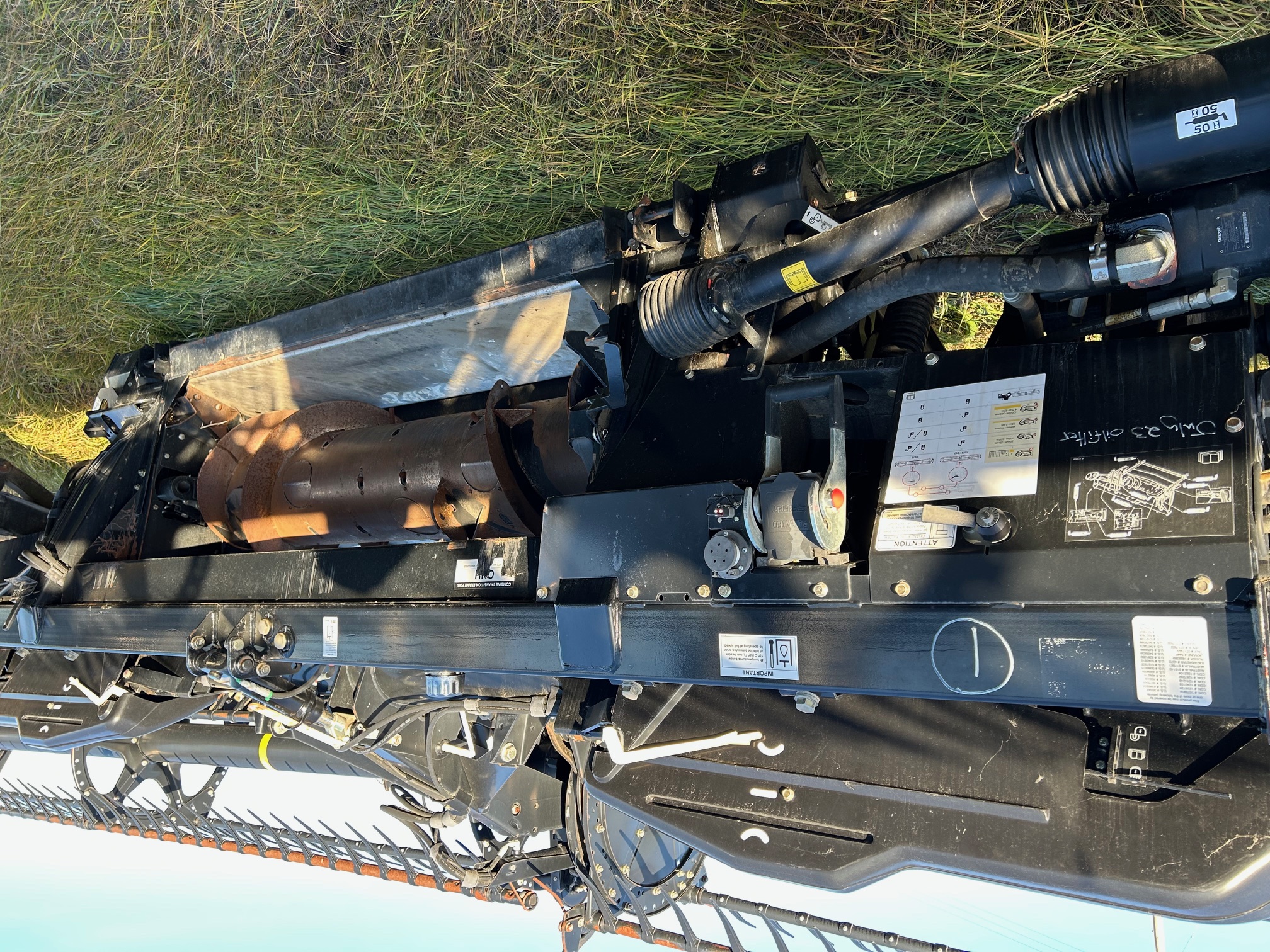 2017 MacDon FD75-40 Header Combine