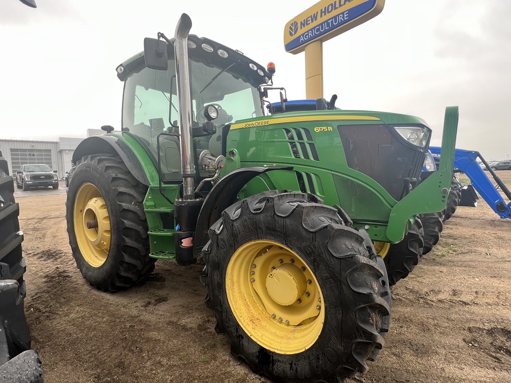 2015 John Deere 6175R Tractor