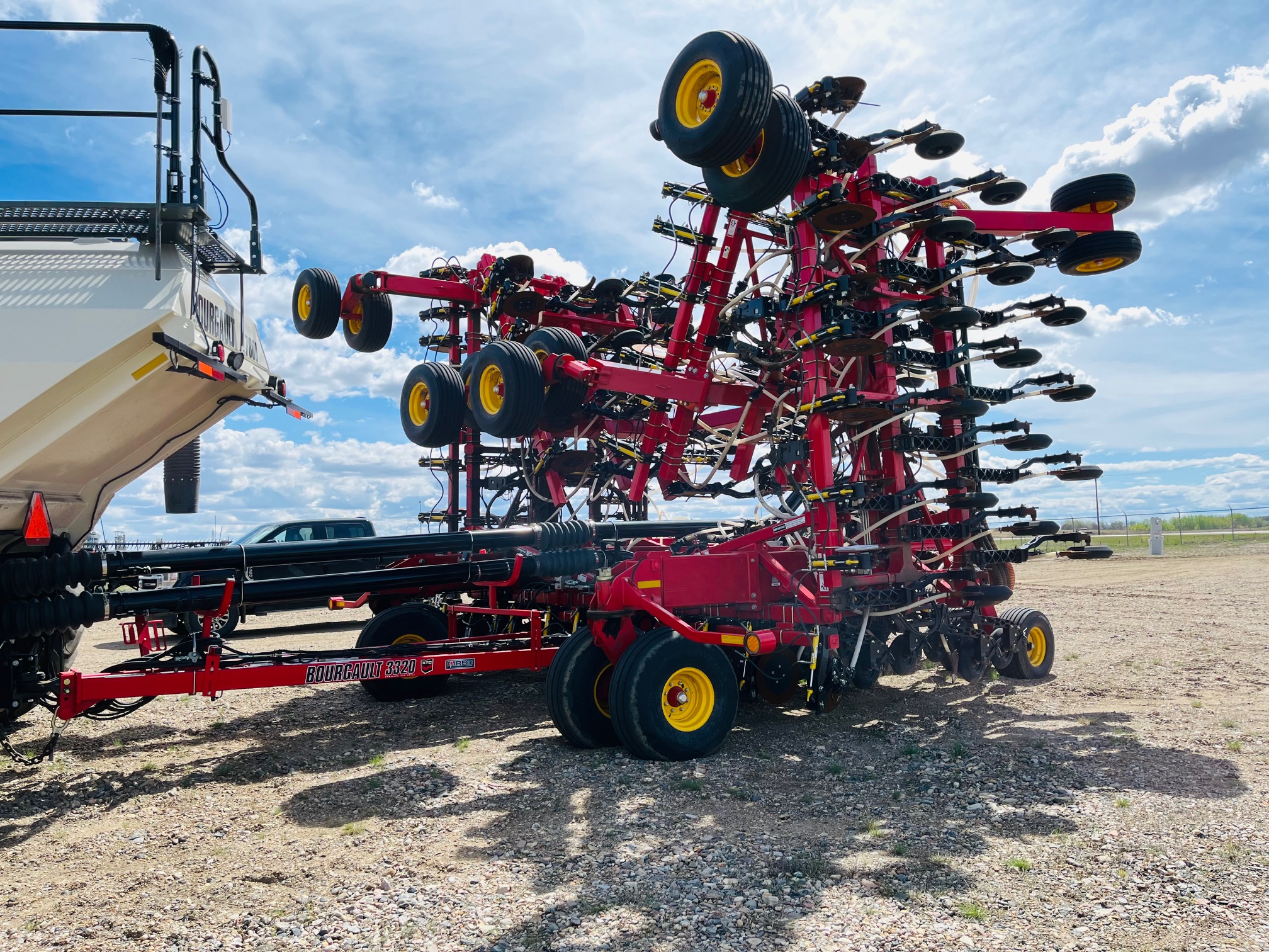 2020 Bourgault 3320 Air Drill