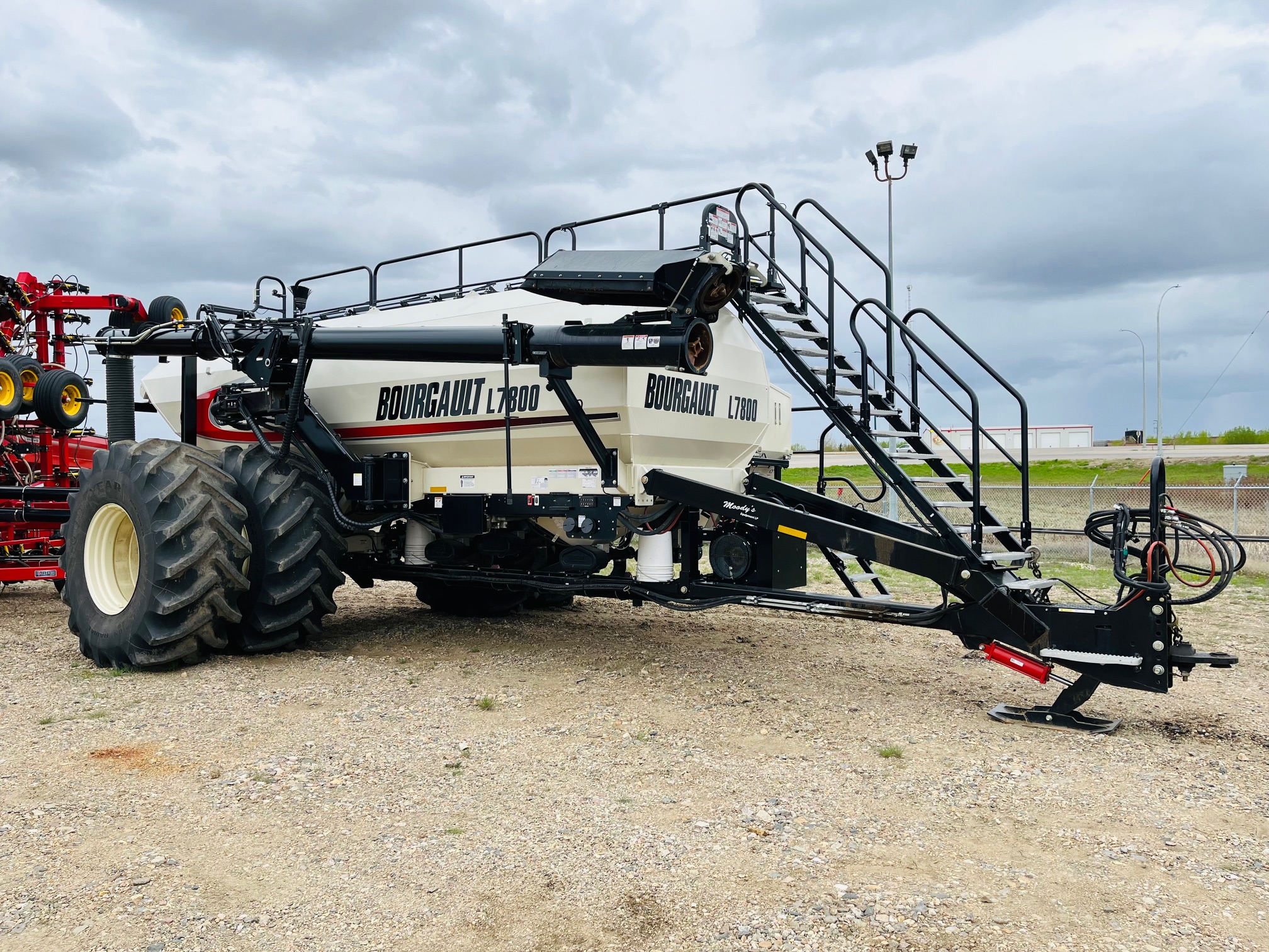 2020 Bourgault L7800 Air Tank/Cart