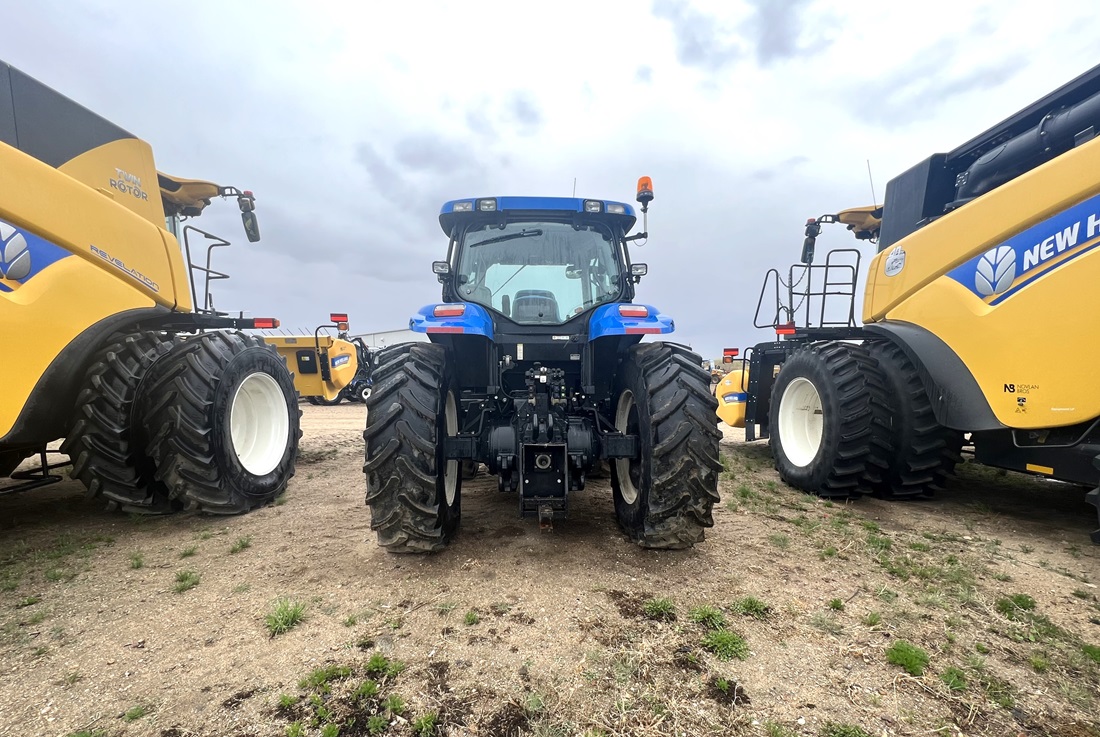 2008 New Holland T7040 Tractor
