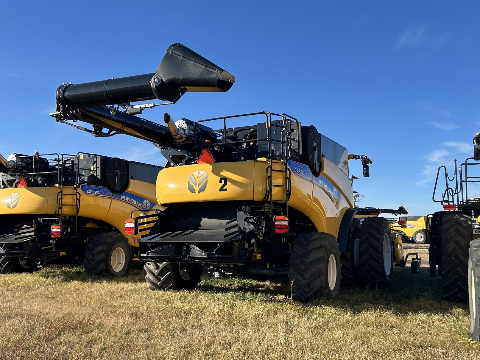 2022 New Holland CR9.90Z Combine
