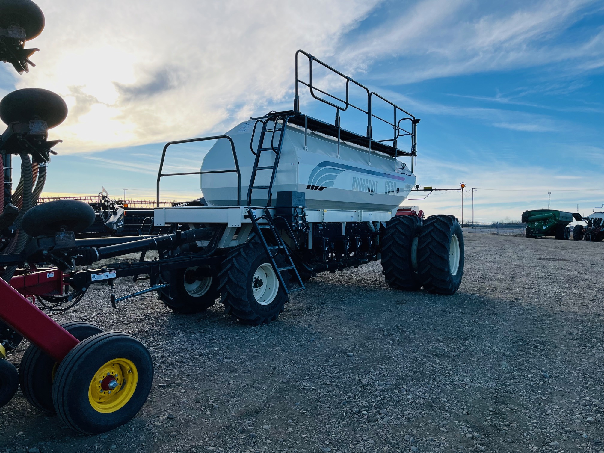 2011 Bourgault 6550ST Air Tank/Cart