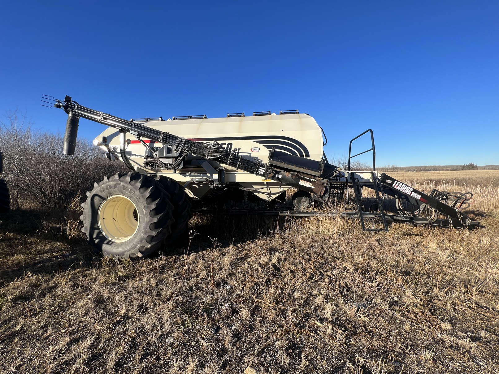 2012 Bourgault L6550 Air Tank/Cart