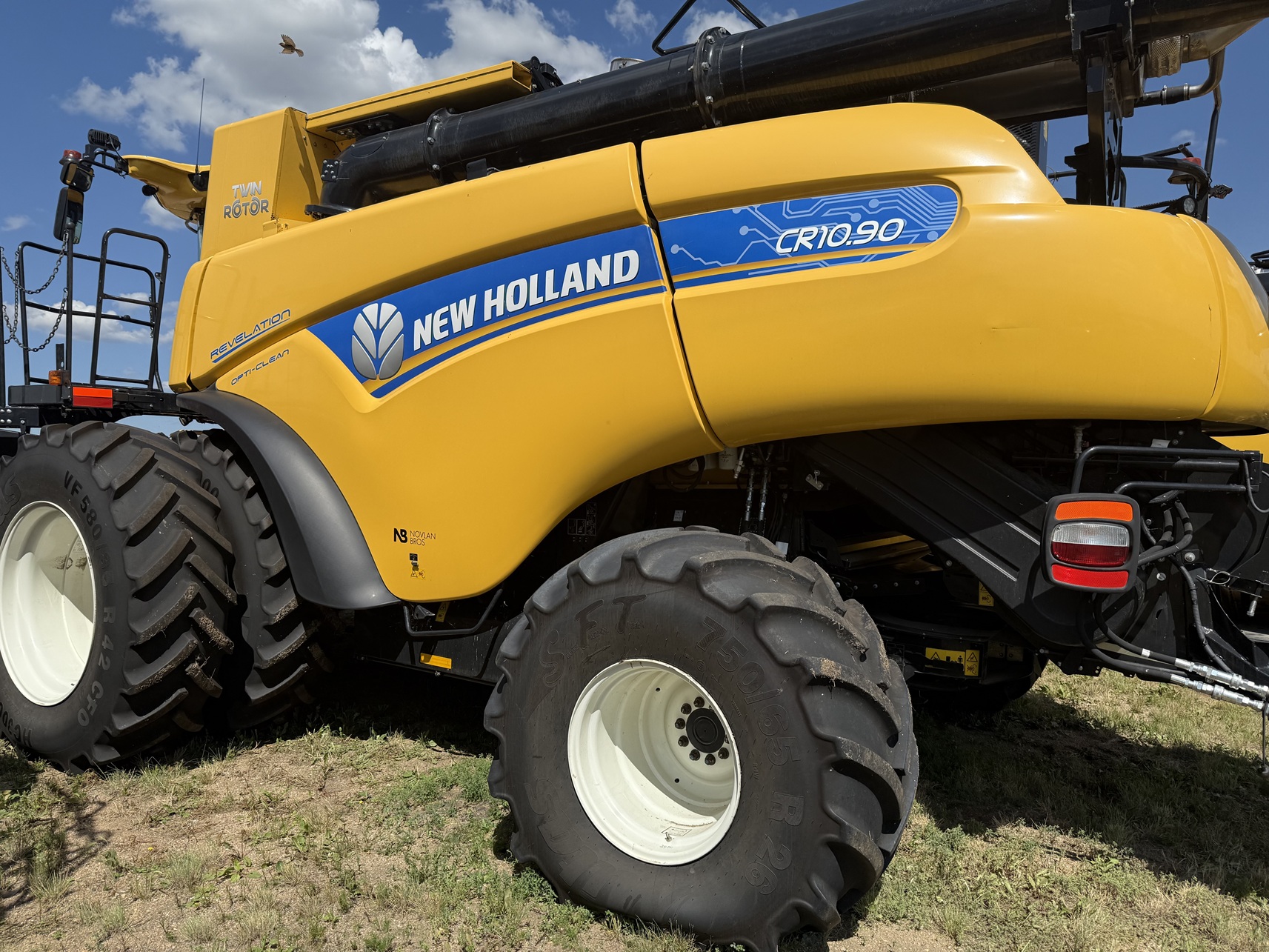 2021 New Holland CR10.90Z Combine