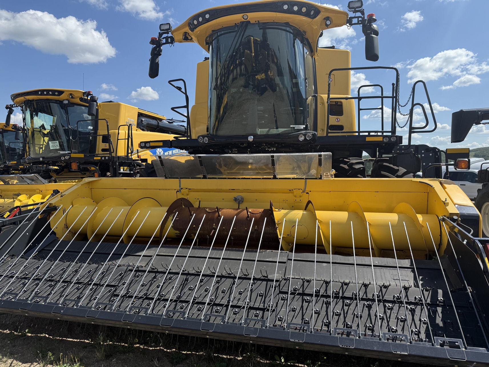2021 New Holland CR10.90Z Combine