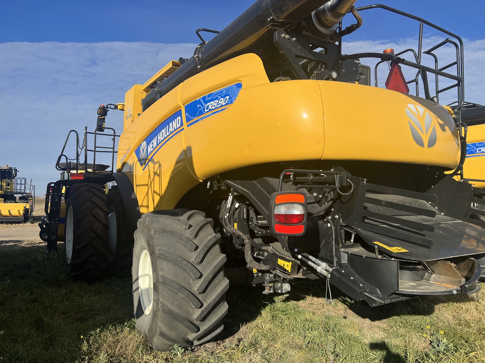 2021 New Holland CR8.90Z Combine