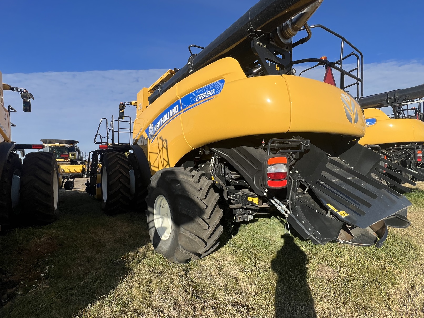 2021 New Holland CR8.90Z Combine