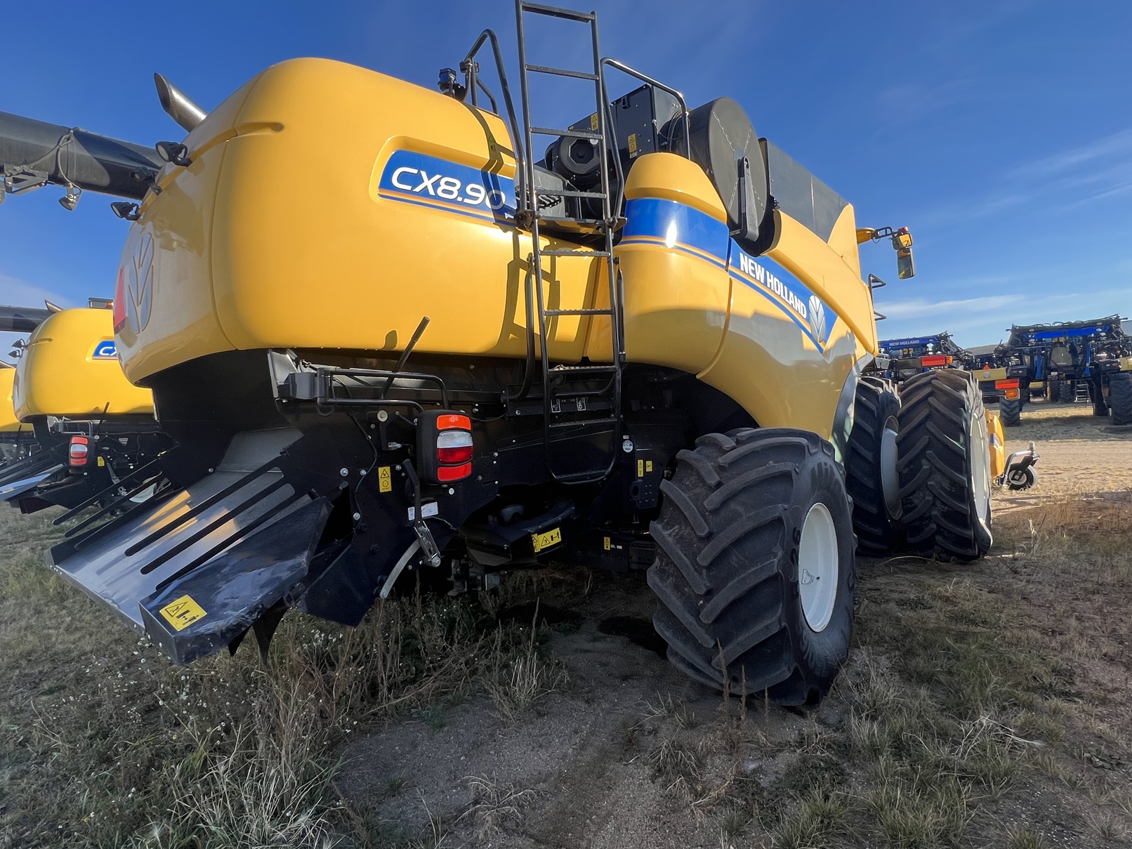 2020 New Holland CX8.90Z Combine