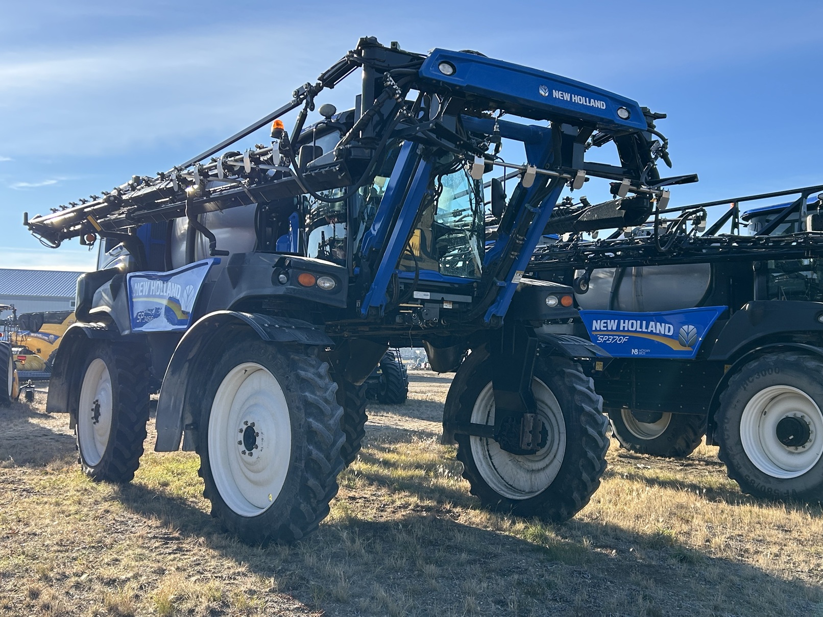 2016 New Holland SP.345F Sprayer/High Clearance