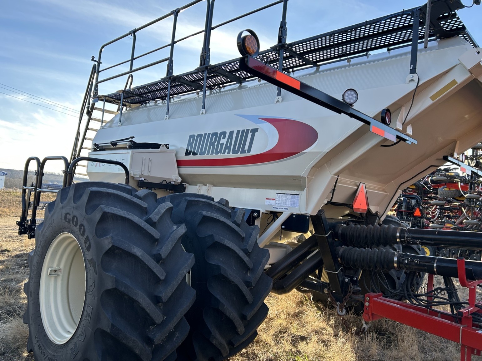 2018 Bourgault 7550 Air Tank/Cart