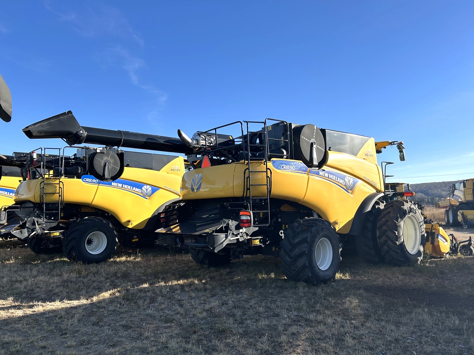 2022 New Holland CR8.90Z Combine