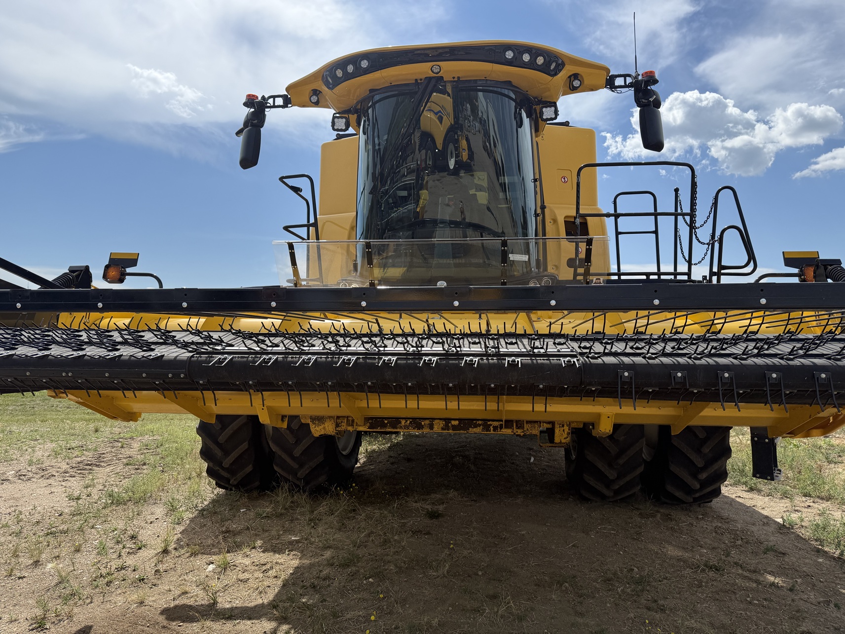 2024 New Holland CR10.90Z Combine