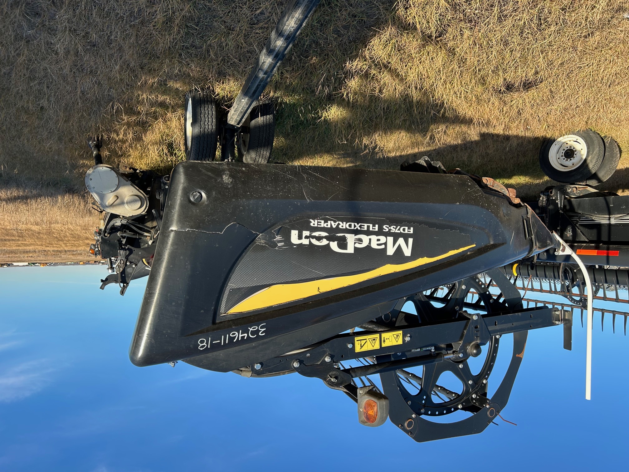 2018 MacDon FD75-35 Header Combine