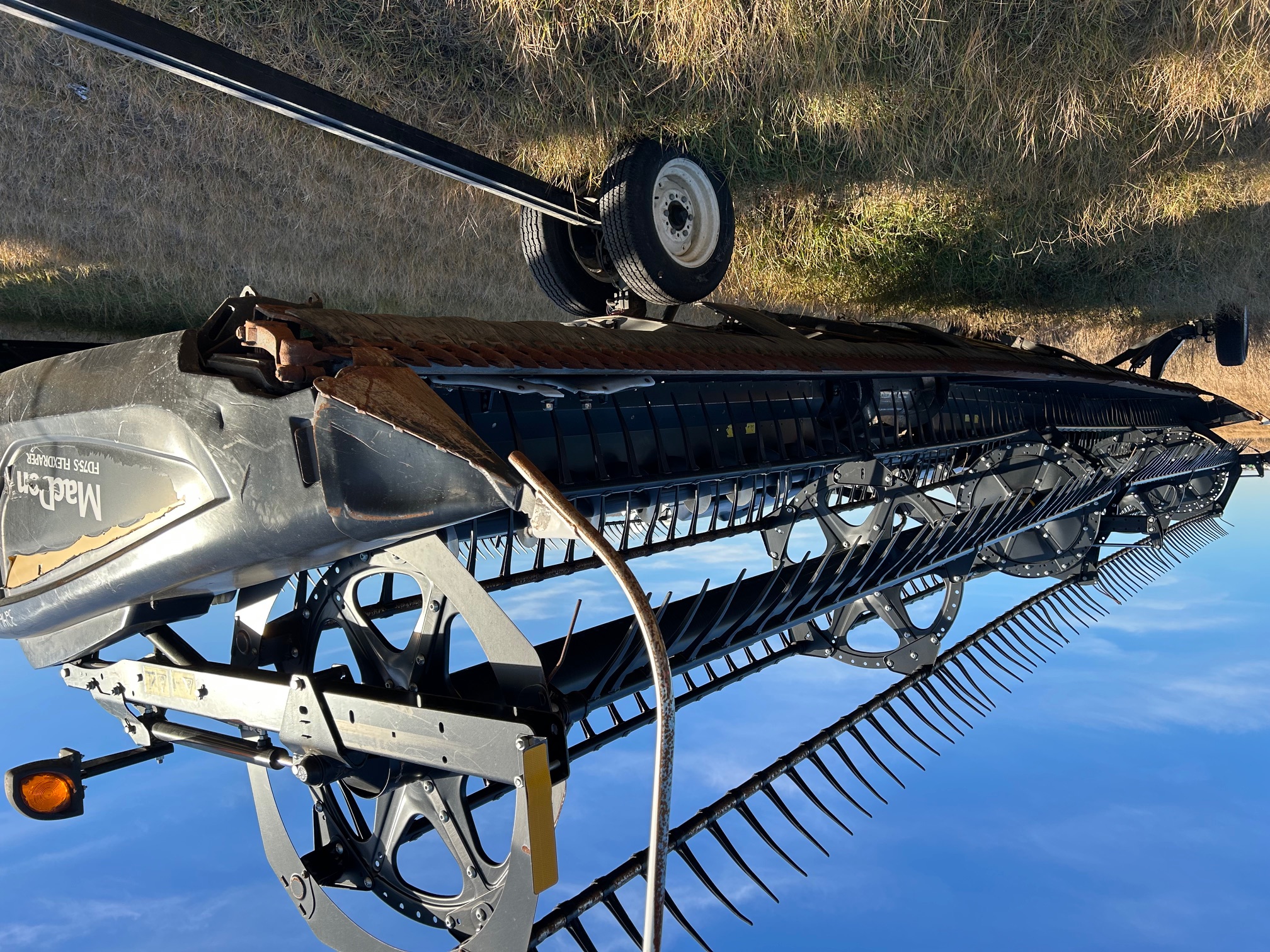 2018 MacDon FD75-35 Header Combine