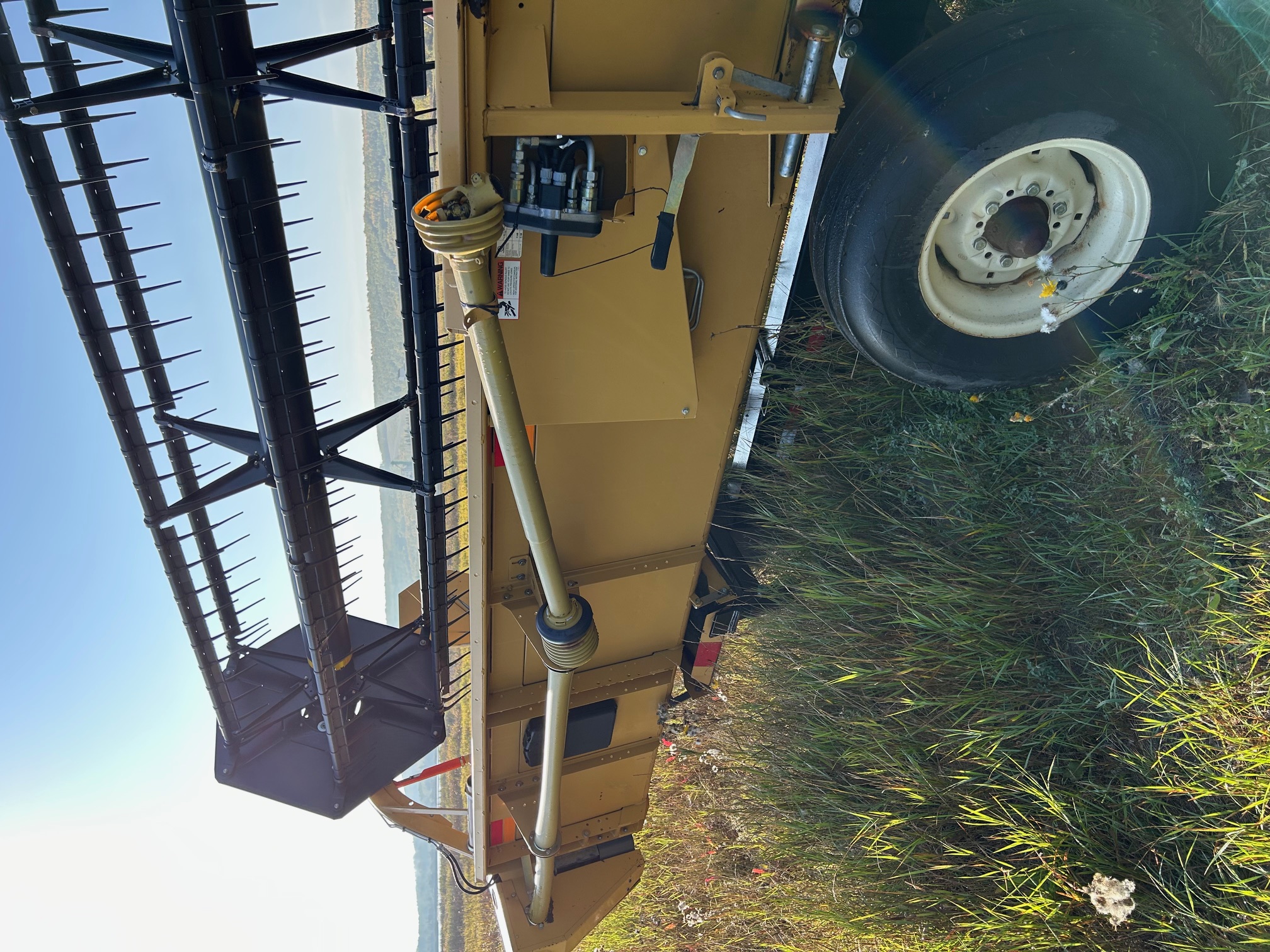 2012 CLAAS F530 Header Combine