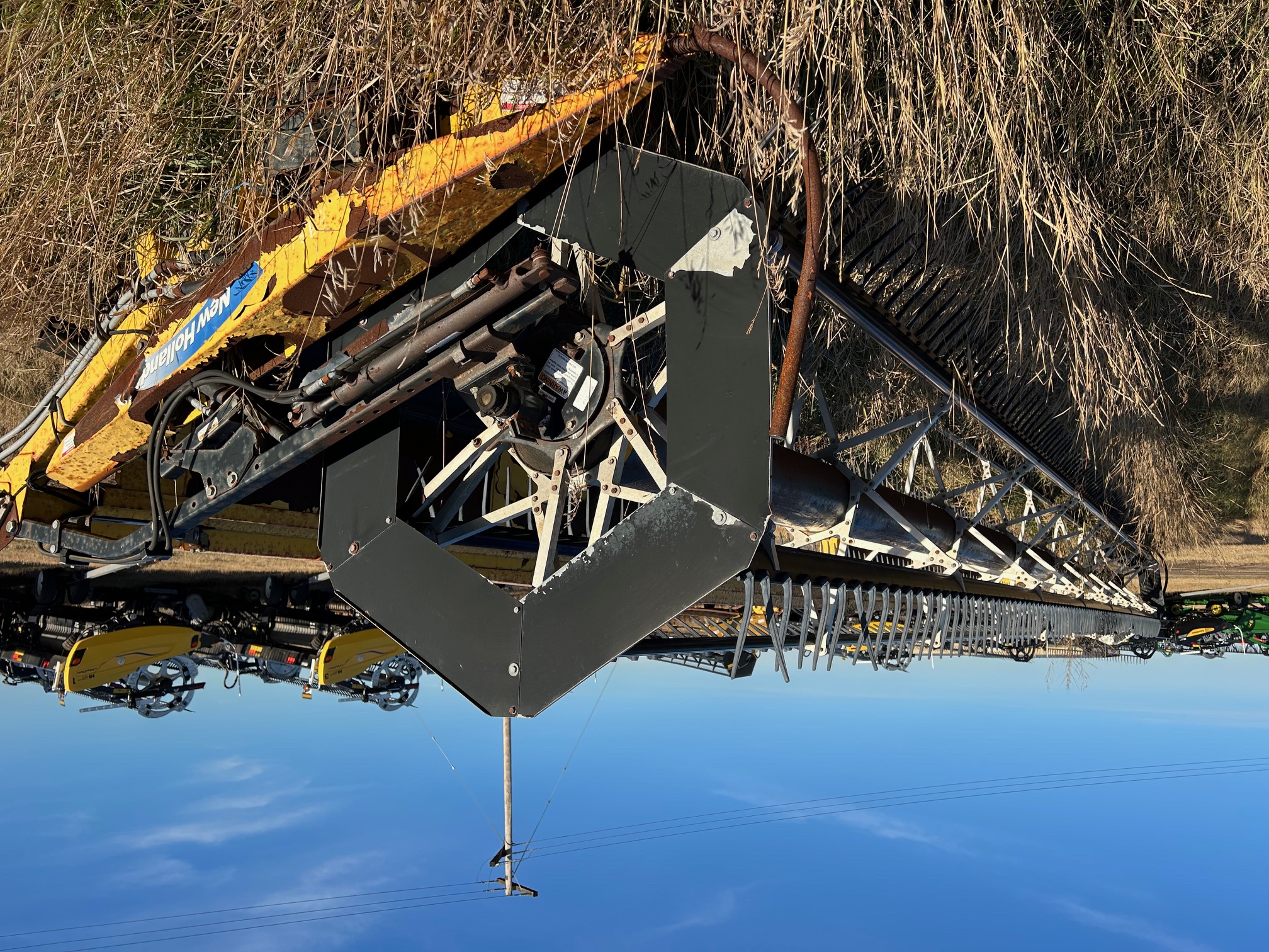 2008 Honey Bee HB36 Header Combine