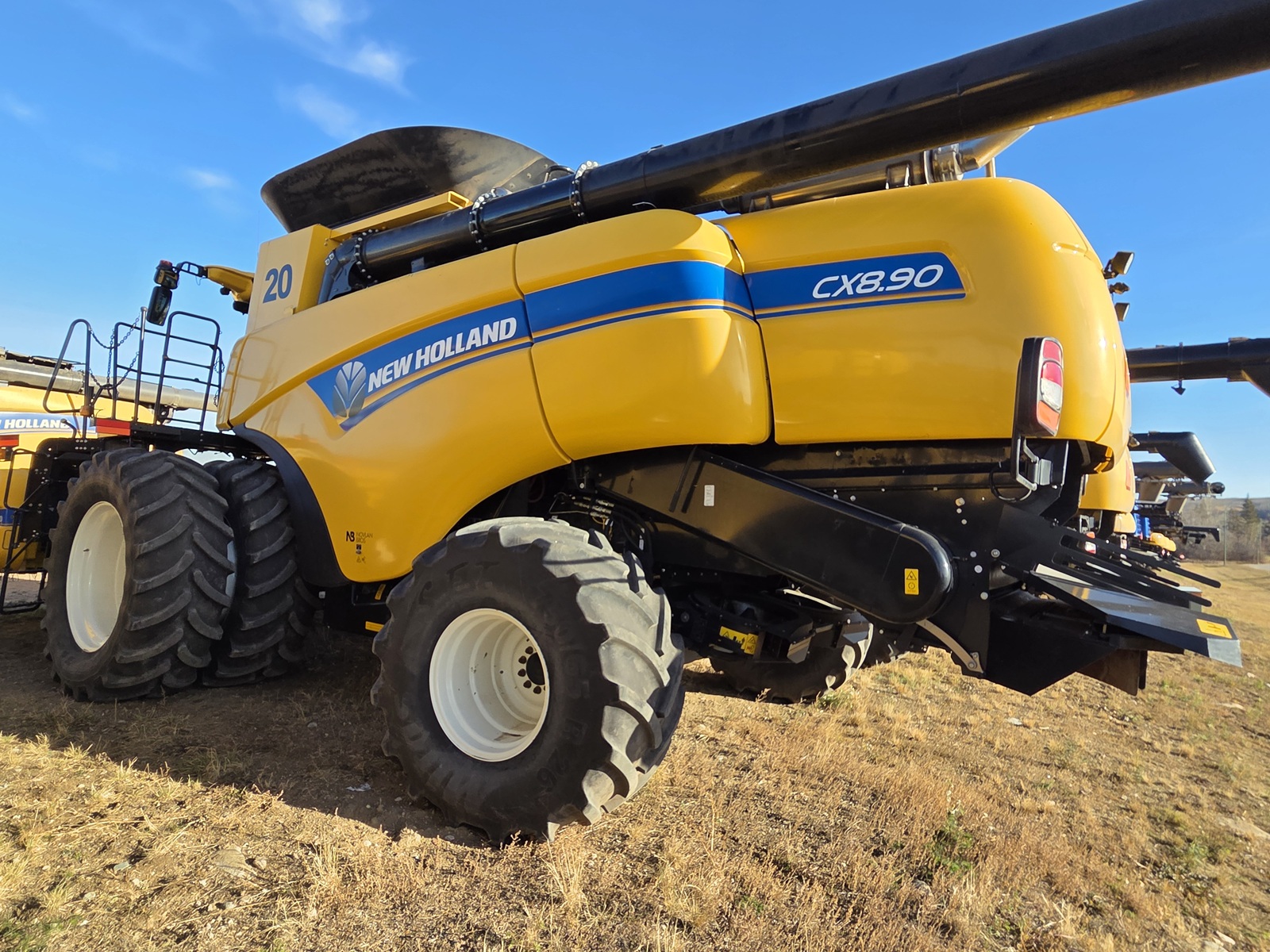 2020 New Holland CX8.90Z Combine
