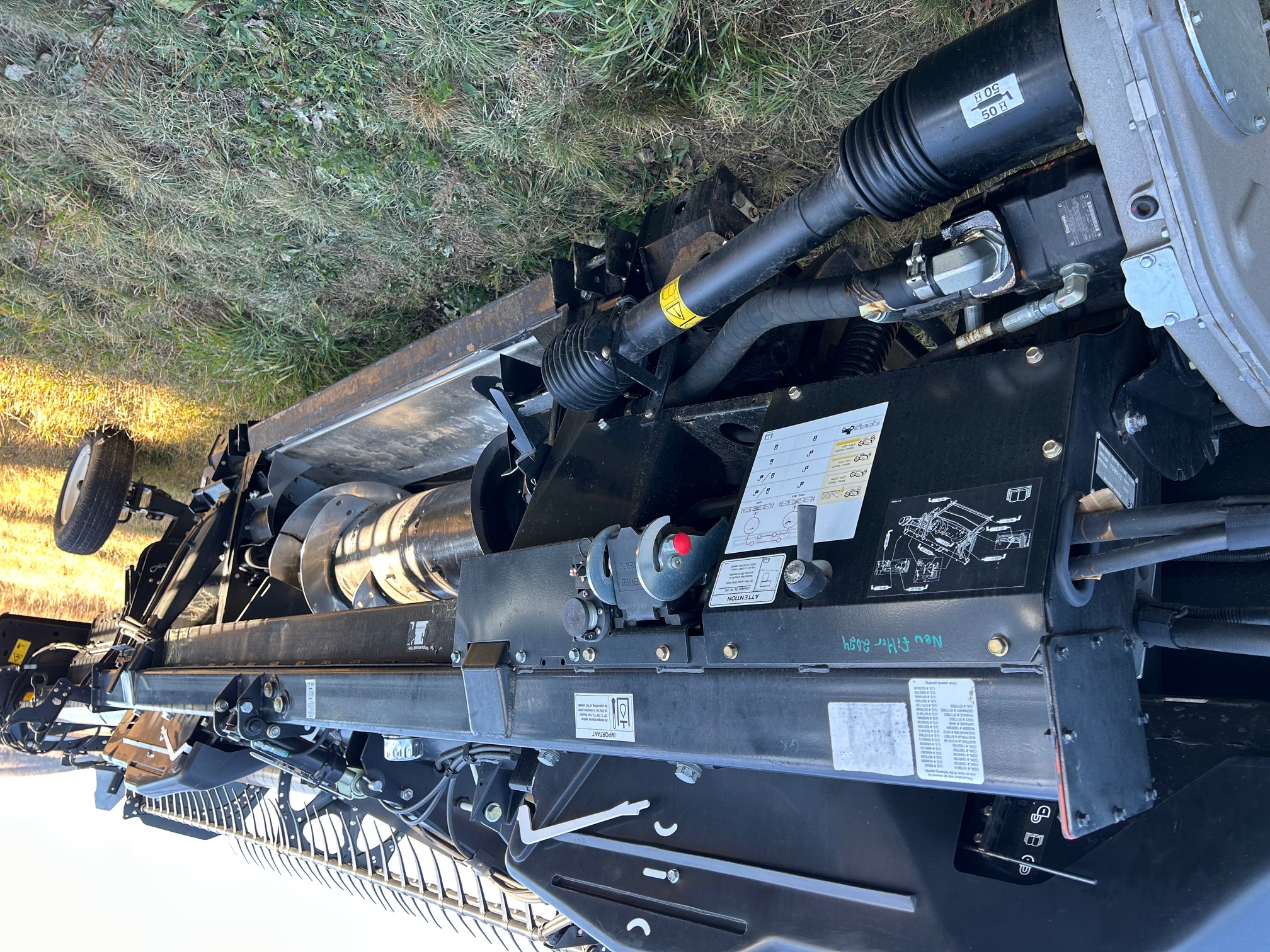 2017 MacDon FD75-35 Header Combine