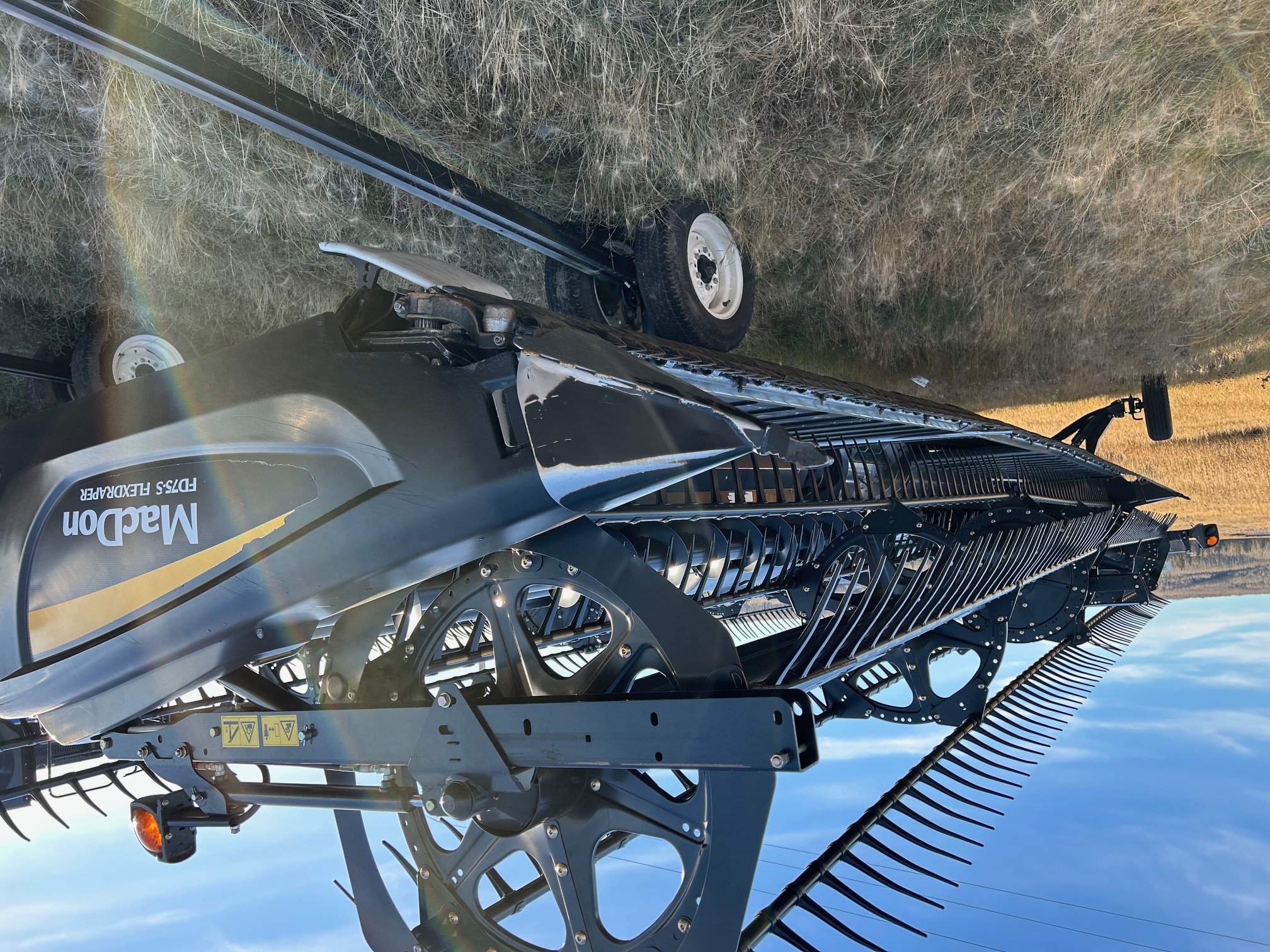 2017 MacDon FD75-35 Header Combine