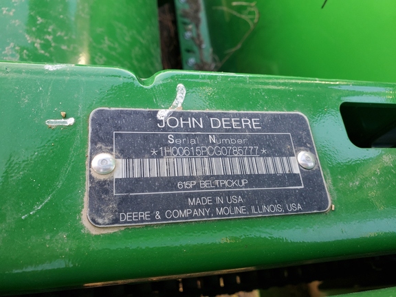 2016 John Deere 615P Header Combine