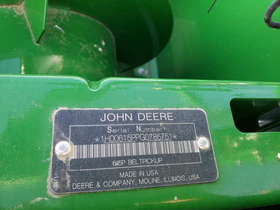 2016 John Deere 615P Header Combine