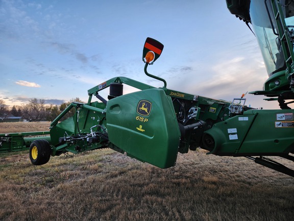 2019 John Deere 615P Header Combine