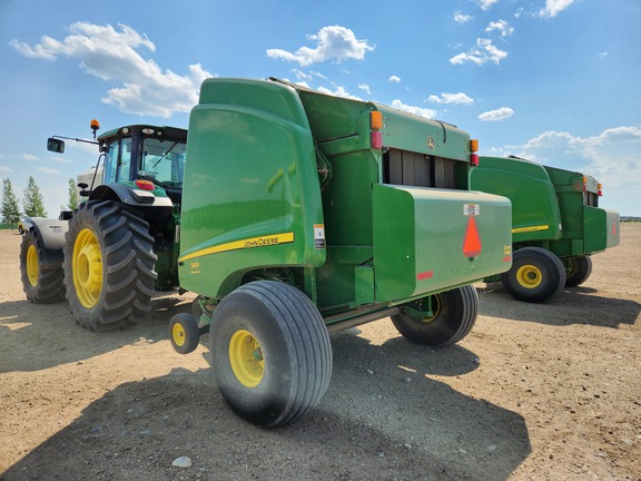 2016 John Deere 569 Premium Baler/Round