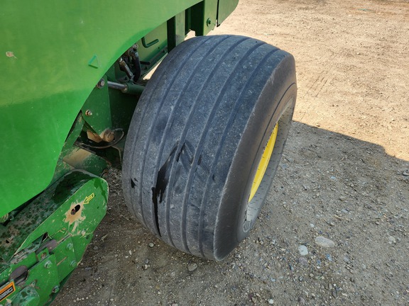 2013 John Deere 569 Premium Baler/Round