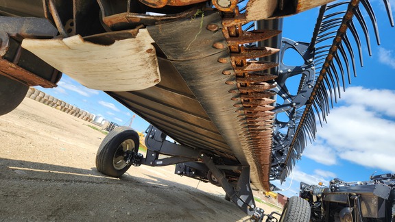 2019 MacDon FD1 40 Header Combine