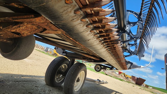 2019 MacDon FD1 40 Header Combine