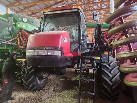 2011 Case IH 3330 Sprayer/High Clearance