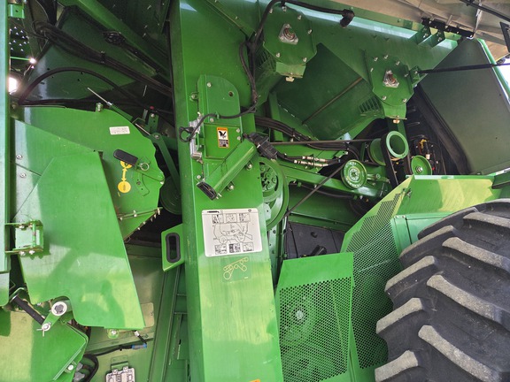2022 John Deere S780 Combine