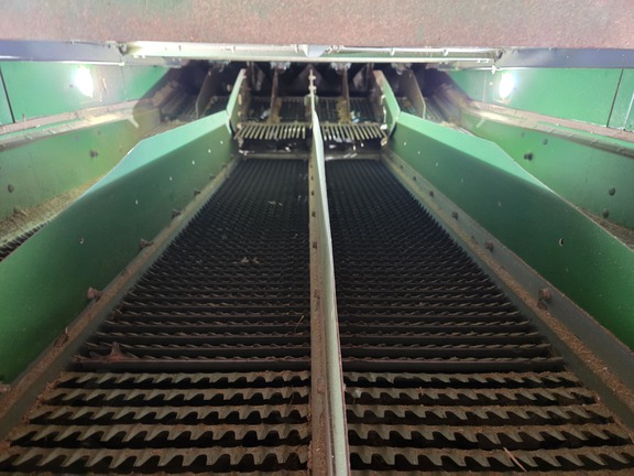 2022 John Deere S780 Combine