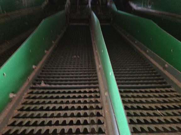 2022 John Deere S780 Combine