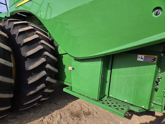 2022 John Deere S780 Combine