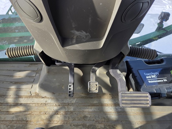 2025 John Deere 616R Sprayer/High Clearance