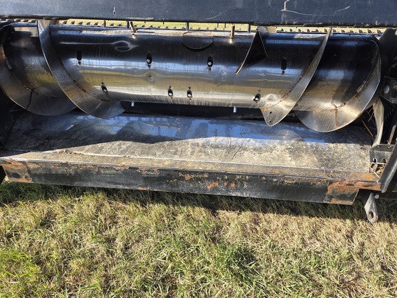 2017 MacDon FD75-40 Header Combine