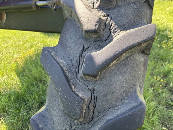 2008 Apache AS1010 Sprayer/High Clearance