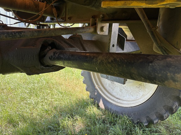 2008 Apache AS1010 Sprayer/High Clearance