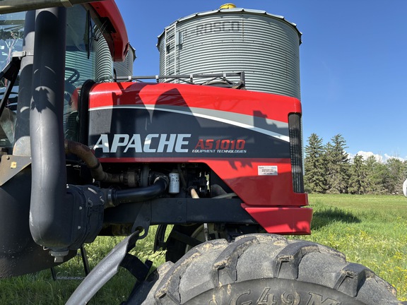 2008 Apache AS1010 Sprayer/High Clearance