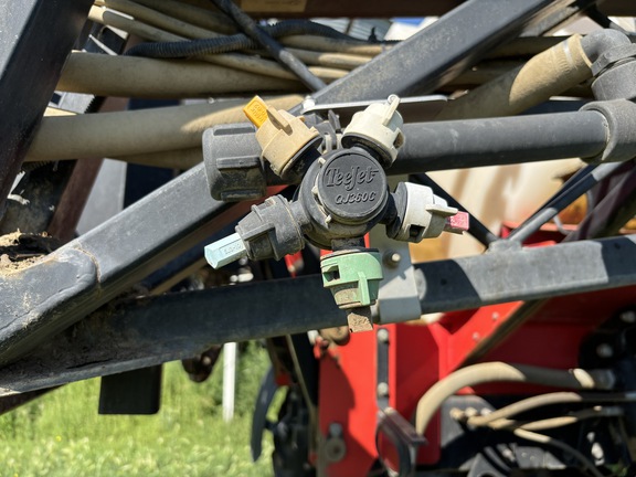 2008 Apache AS1010 Sprayer/High Clearance