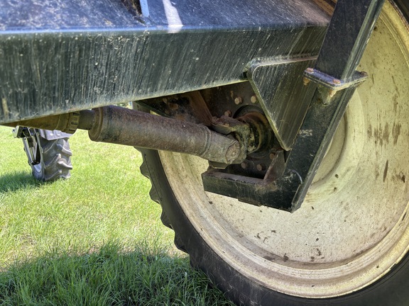 2008 Apache AS1010 Sprayer/High Clearance