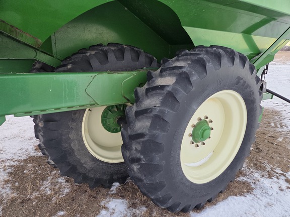 2012 Brent 1282 Grain Cart