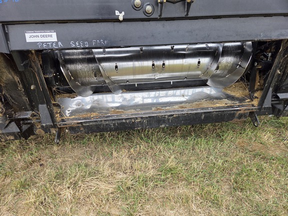 2015 MacDon FD75 Header Combine