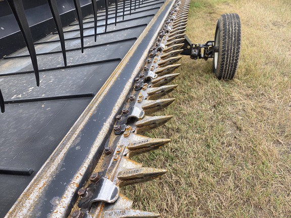 2015 MacDon FD75 Header Combine