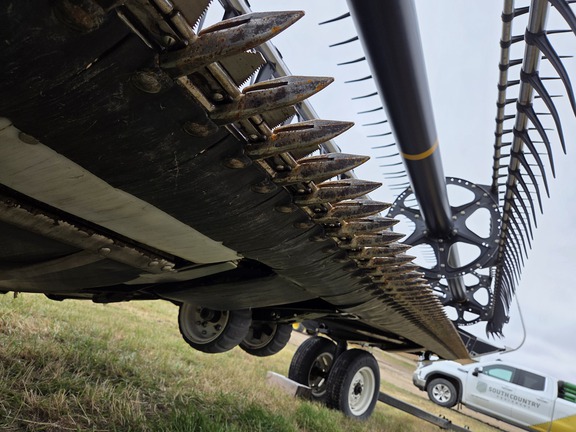 2015 MacDon FD75 Header Combine